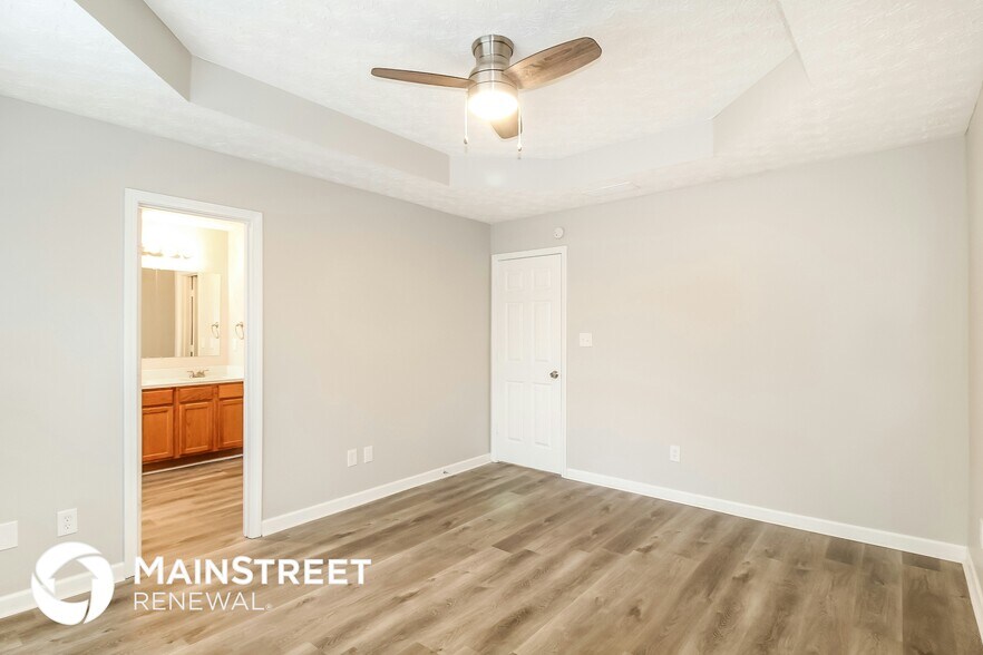 Building Photo - 1286 Live Oak Terrace