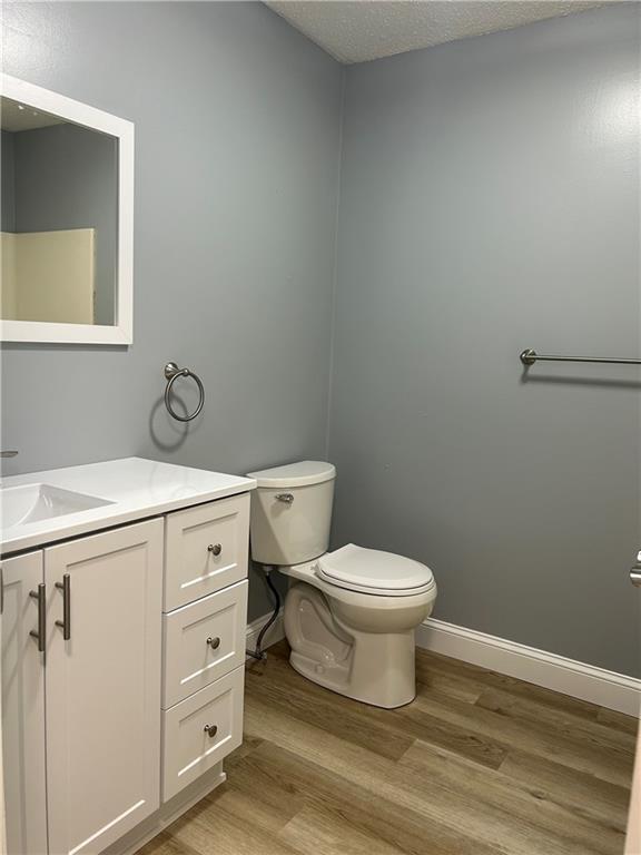 Building Photo - 728 Beverage Hill Ave