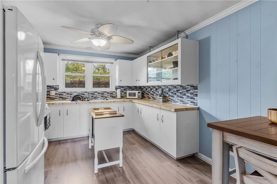 Building Photo - 45-47 Clym Street