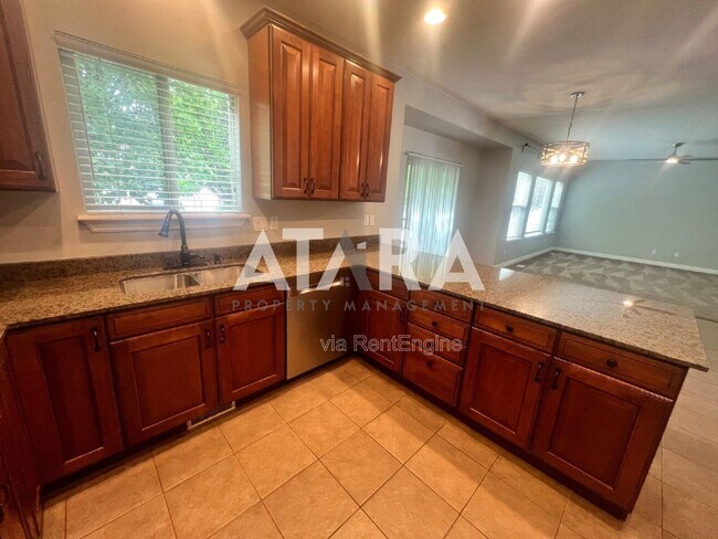 Building Photo - 13571 S Buckeye View Way