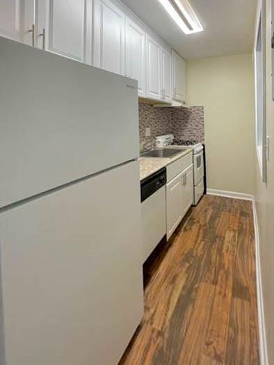 Building Photo - 2805 Northeast Expy