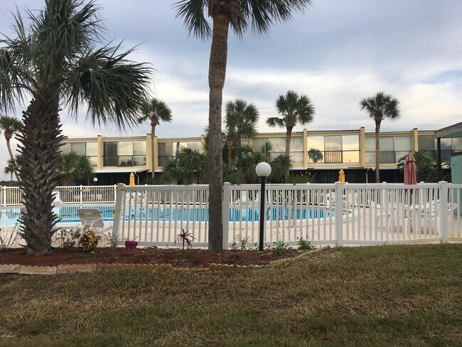Building Photo - 5500 Ocean Shore Blvd