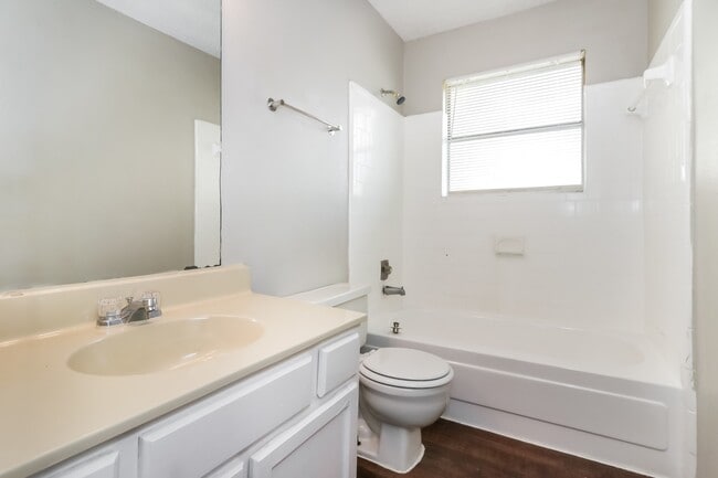 Building Photo - 7506 Tetela Dr