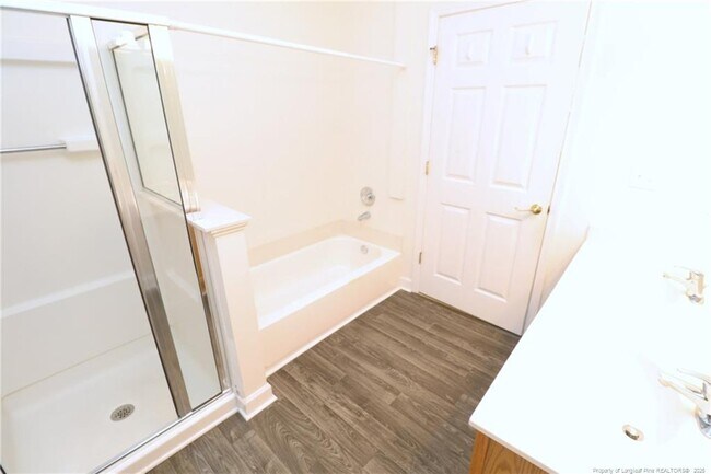 Building Photo - 223 Eyam Hall Ln