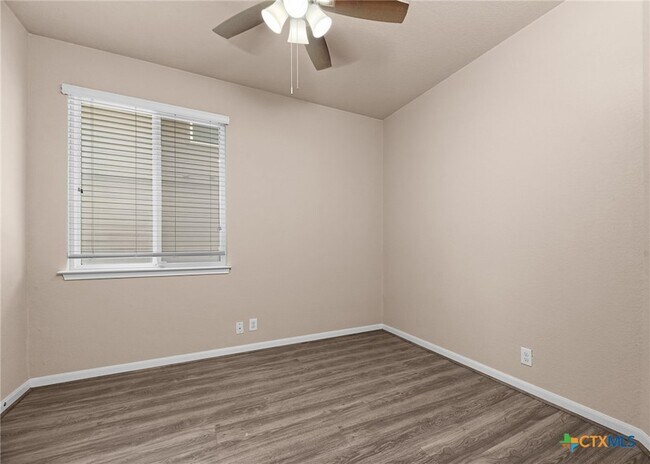 Building Photo - 481 Centinela St