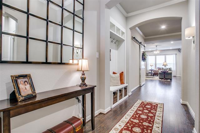 Building Photo - 2007 Highland Dr