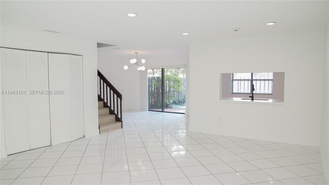 Building Photo - 9023 SW 113th Pl Cir W