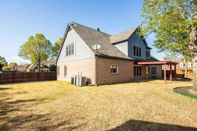 Building Photo - 979 Welbeck Cove