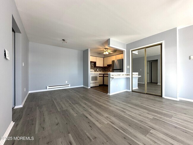 Building Photo - 1501 Ocean Ave N