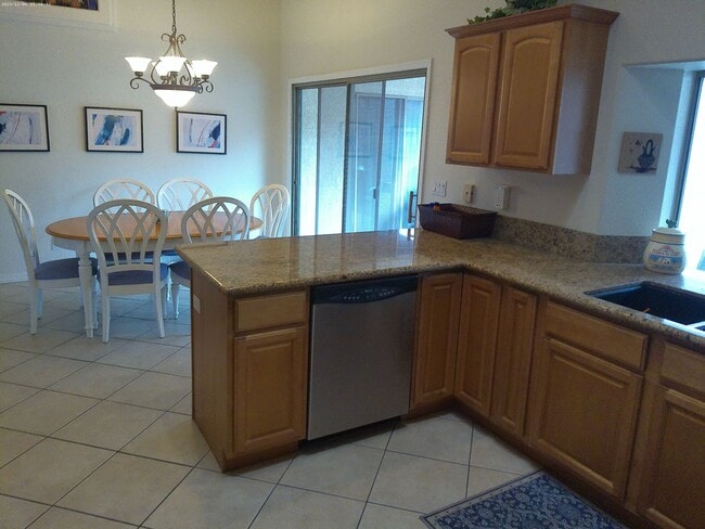 Building Photo - 2910 Swirl Dr