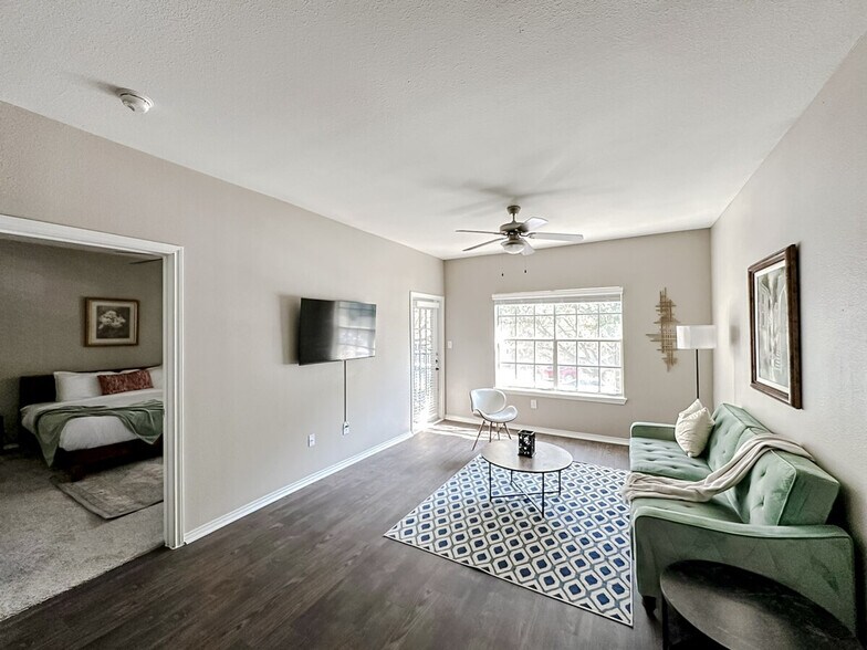 Building Photo - 3293 Cimarron Blvd