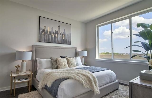 Building Photo - 250 AVENUE E