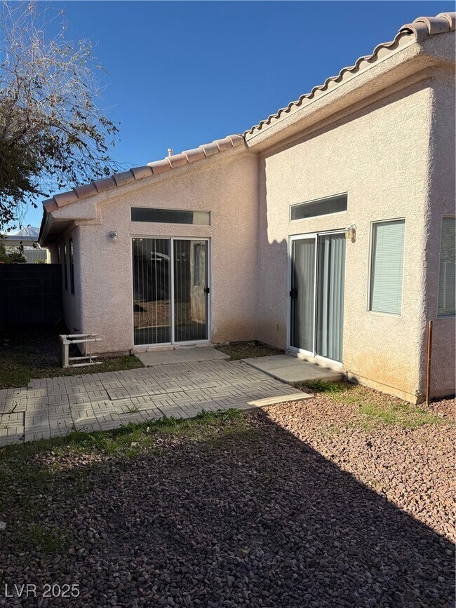 Building Photo - 5208 Standing Rock Pl