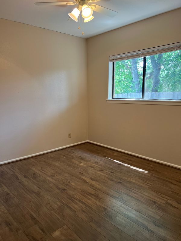 Building Photo - 7136 Rimwood