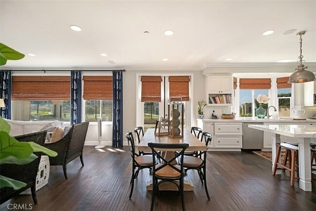 Building Photo - 27 Via Monarca St