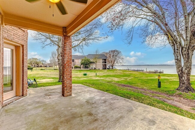 Building Photo - 14527 Clipper Cir Dr