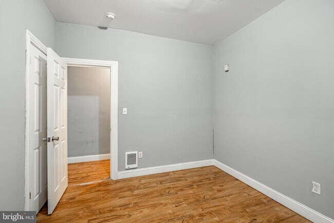 Building Photo - 5323 Angora Terrace