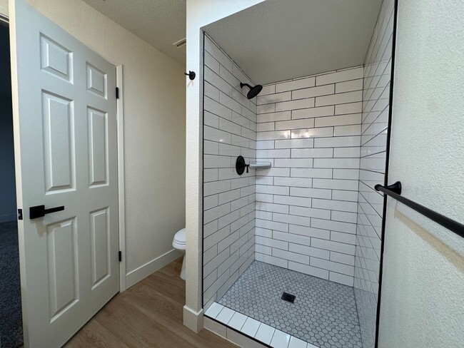 Building Photo - 5965 E Shields Ave