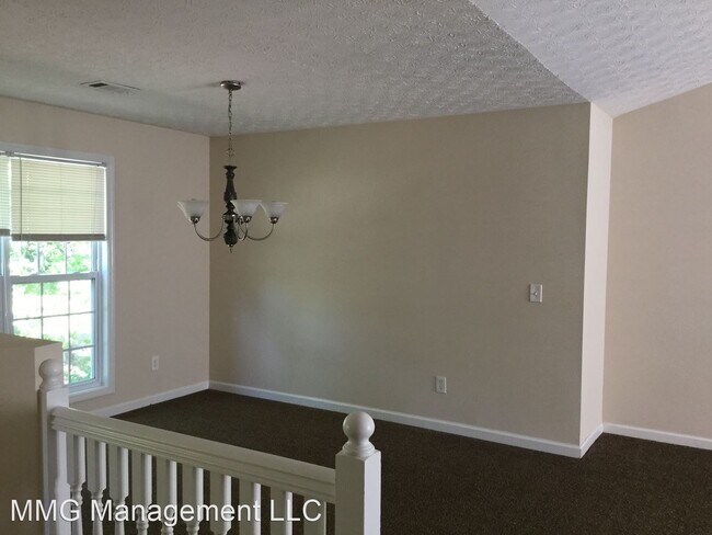 Building Photo - 4 br, 3 bath House - 339 Jefferson Walk Ci...