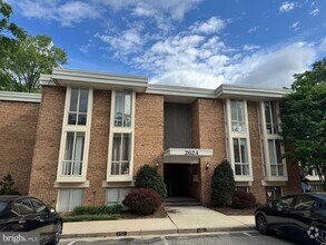 Building Photo - 2624 Redcoat Dr