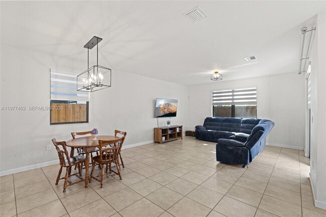 Building Photo - 2380 NE 1st St