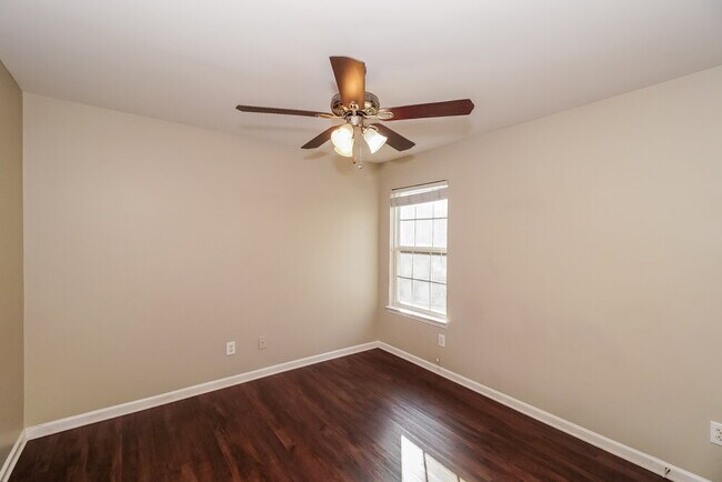 Building Photo - 7809 Leisure Ln