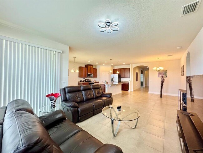 Building Photo - 18625 Hunters Meadow Walk