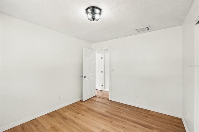 Building Photo - 6515 3rd St Ct W