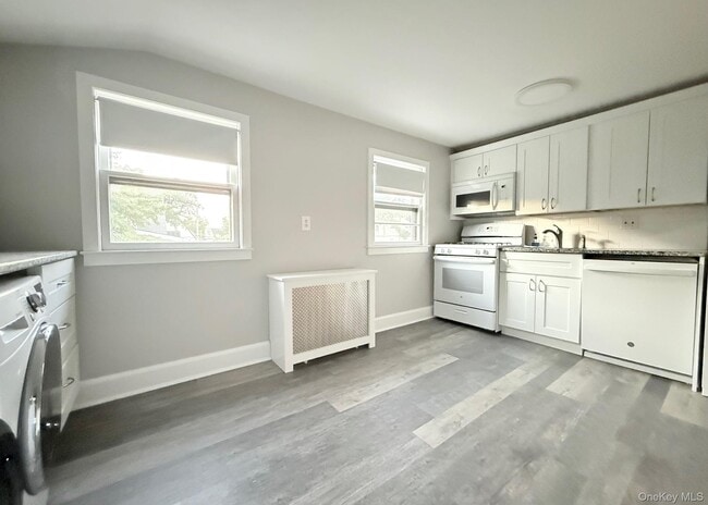 Building Photo - 1306 Henry Ave