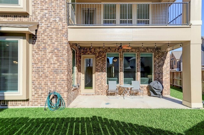 Building Photo - 18303 Harmony Bluff Ln