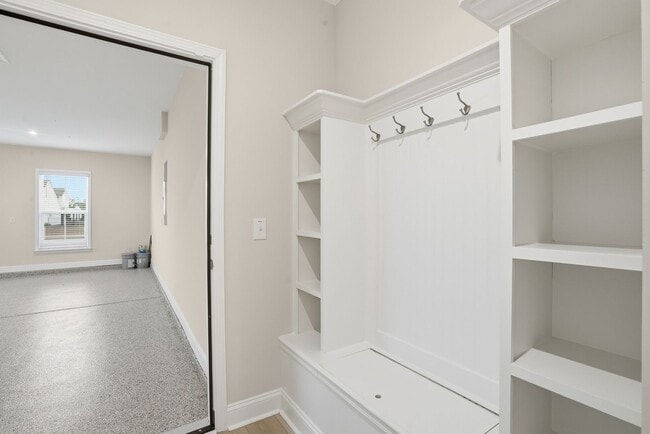 Building Photo - 3-Bed Corner Lot Home in Waterways Community