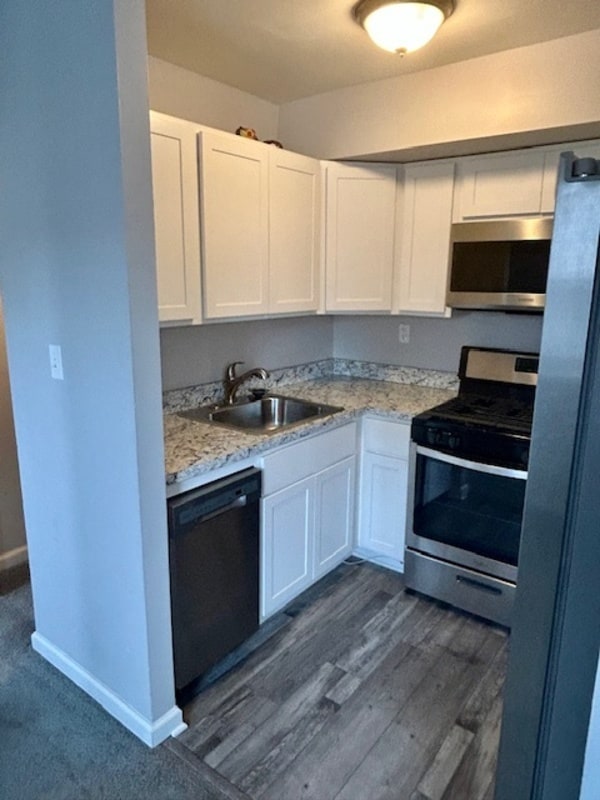 Building Photo - 4411 Falls Bridge Dr