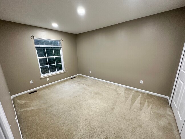 Building Photo - 3138 Promenade Cir