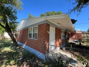 Building Photo - 7231 Bailey Ct