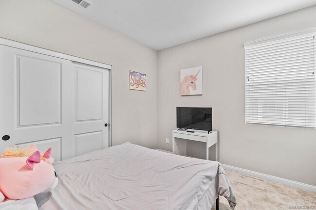 Building Photo - 2098 Bluestone Cir