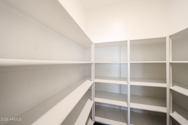 Building Photo - 2306 E Branham Ln