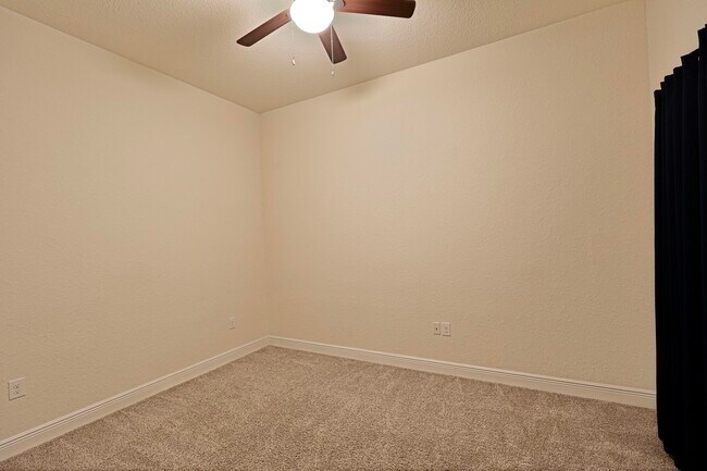 Building Photo - 6114 Redberry Dr