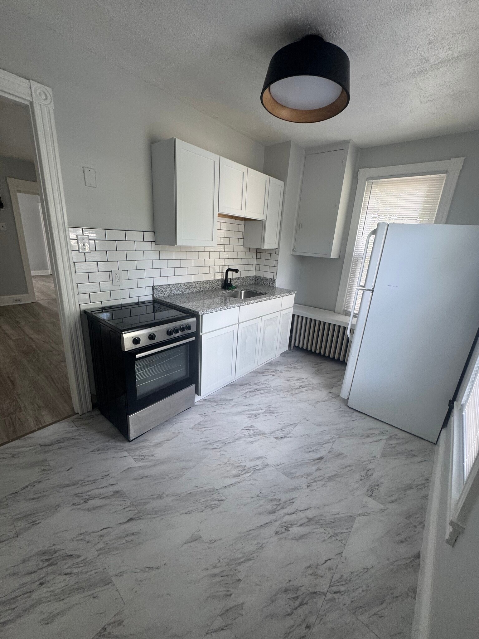 Kitchen - 2825 Kutztown Rd
