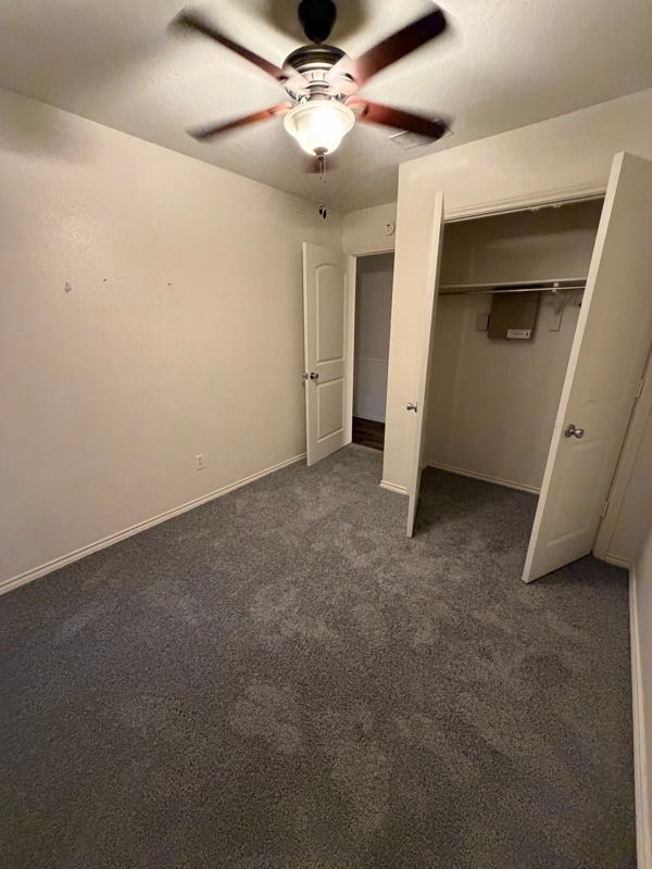 Building Photo - 903 Teakwood Ln