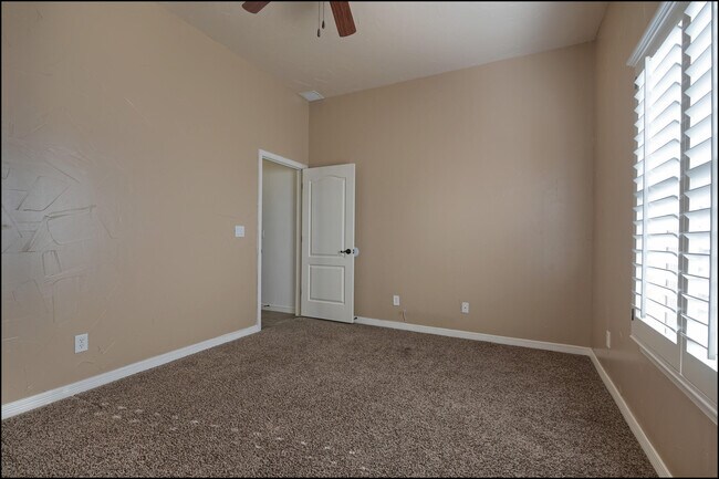 Building Photo - 3065 Snowy Point Dr