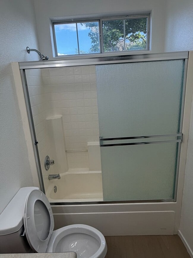 Building Photo - 1303 Vine St