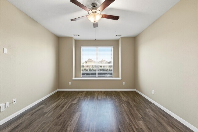 Building Photo - 24714 Scarlatti Cantata Dr