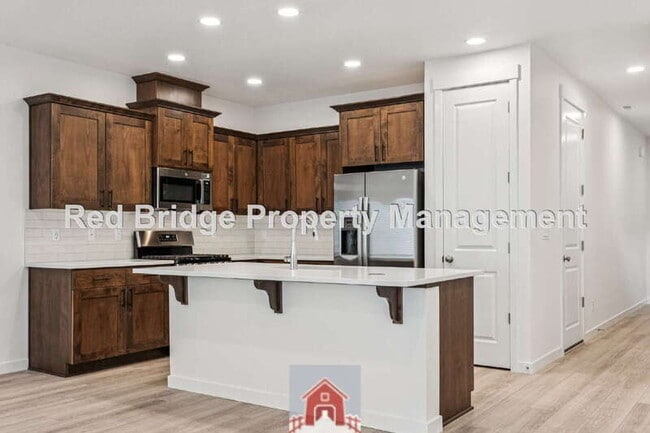 Building Photo - 2795 S Heather St