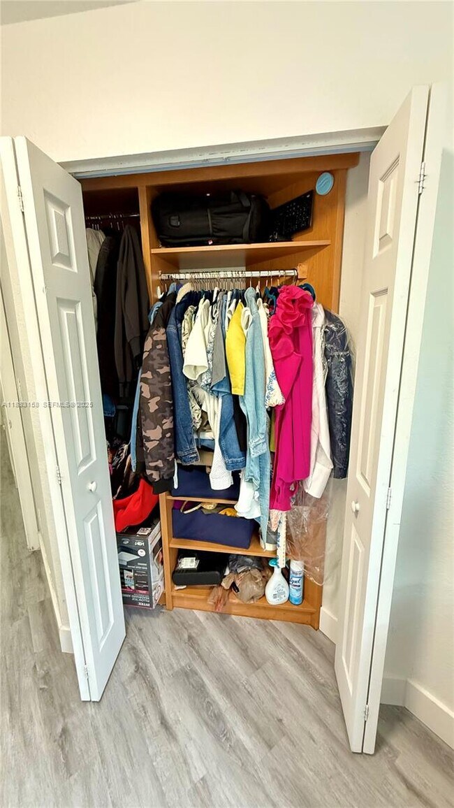 Building Photo - 5725 NW 114th Path