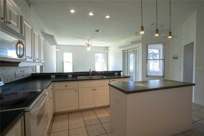 Building Photo - 681 Powder Horn Row