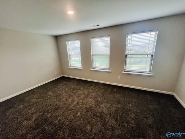 Building Photo - 16423 Demi Dr