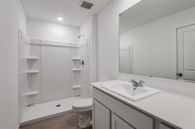 Building Photo - 538 Montclair Ave