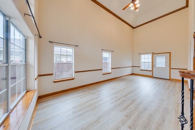 Building Photo - 8514 Bonner Dr