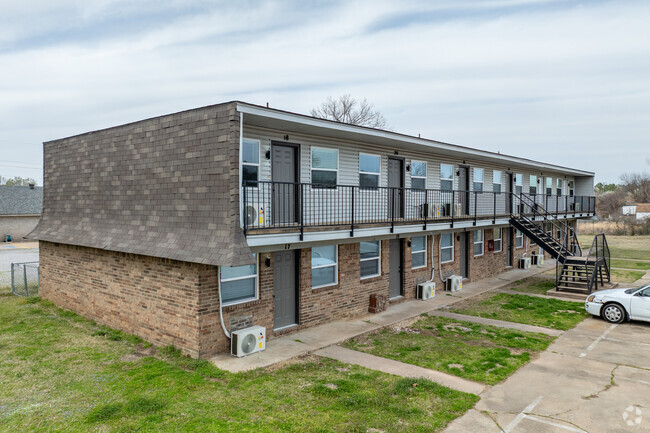Building Photo - 601 Xavier St