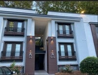 Building Photo - 1445 Monroe Dr NE